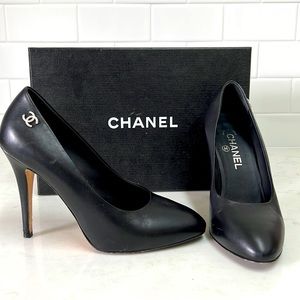 CHANEL LOGO PUMPS G34289 size 38